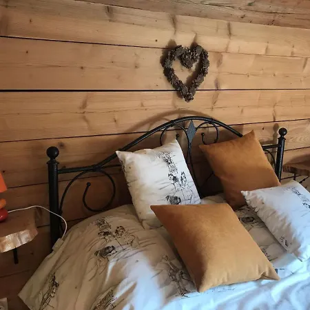 La Petite Finlande D'hotes Carelie Et Laponie Oda ve Kahvaltı Orbey